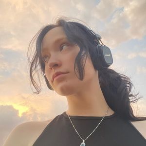 Meet your Posher, Nora